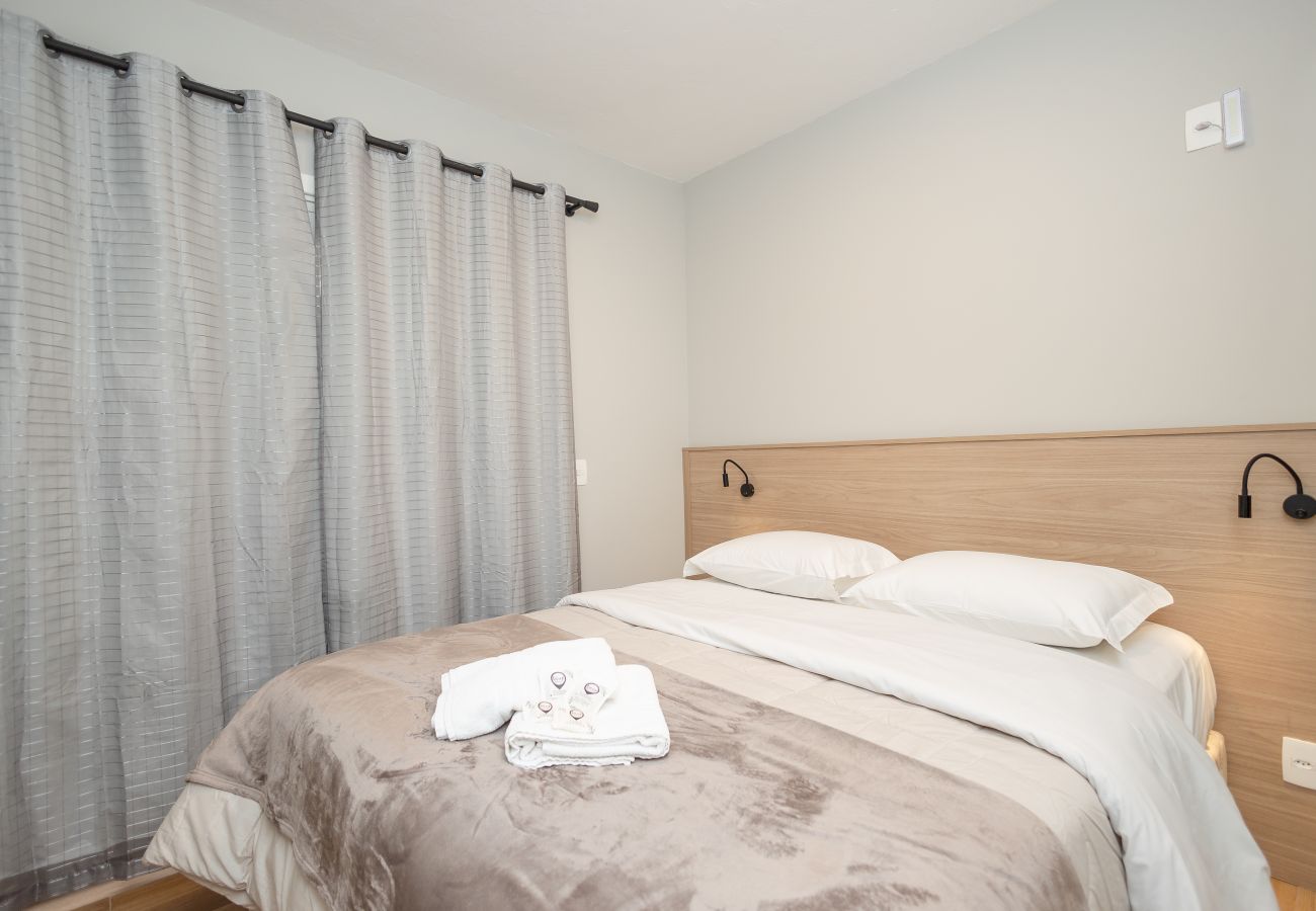Apartamento em Gramado - Ap para 4 em Gramado, a 40m da Rua Coberta