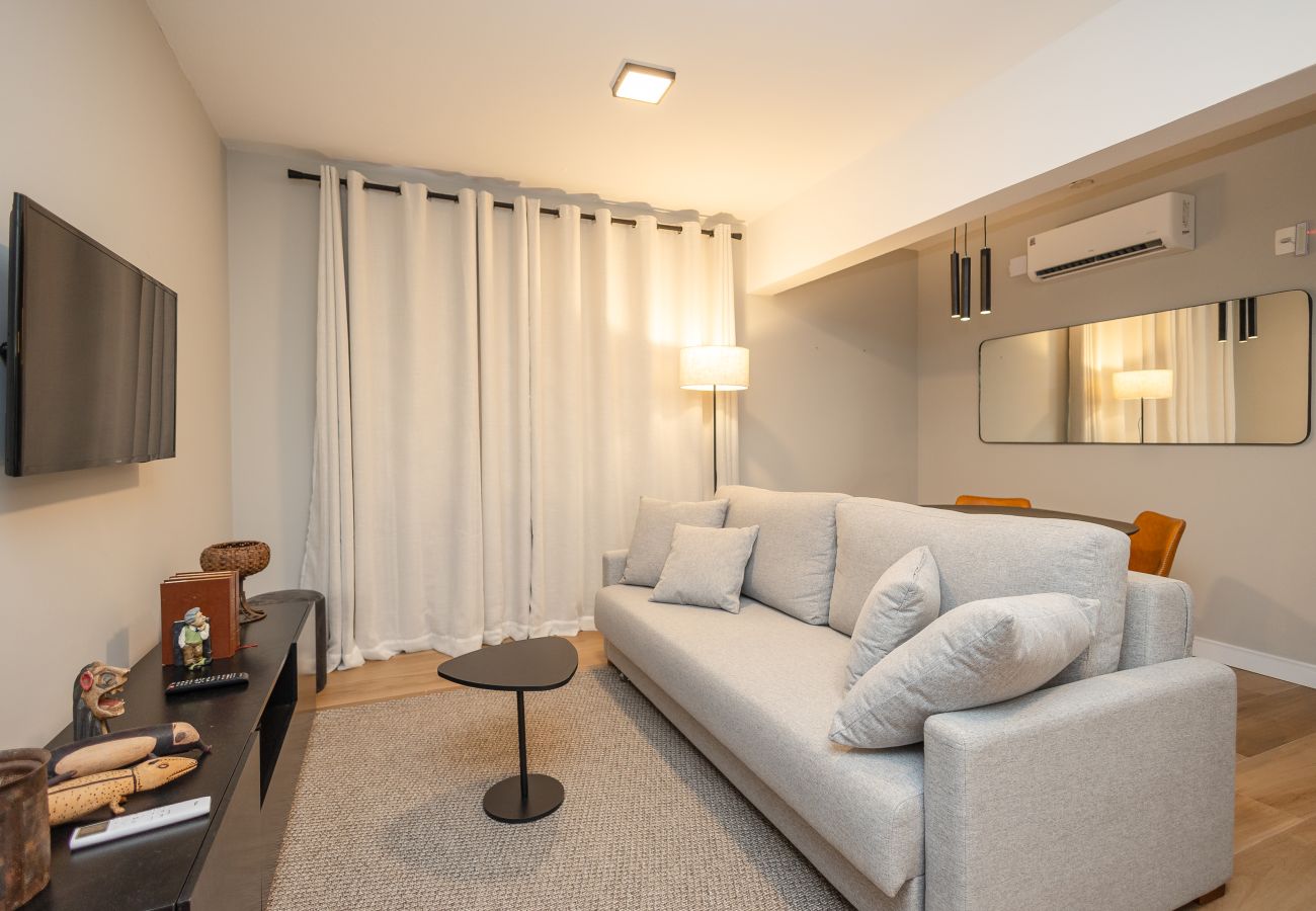 Apartamento em Gramado - Ap para 4 em Gramado, a 40m da Rua Coberta