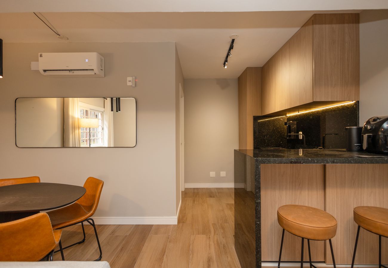Apartamento em Gramado - Ap para 4 em Gramado, a 40m da Rua Coberta