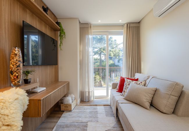 Apartamento em Gramado - NOVO! Ap 2D (1 suite e banho completo) no centro de Gramado!