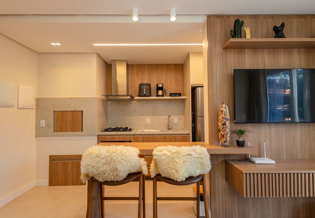 Apartamento em Gramado - NOVO! Ap 2D (1 suite e banho completo) no centro de Gramado!