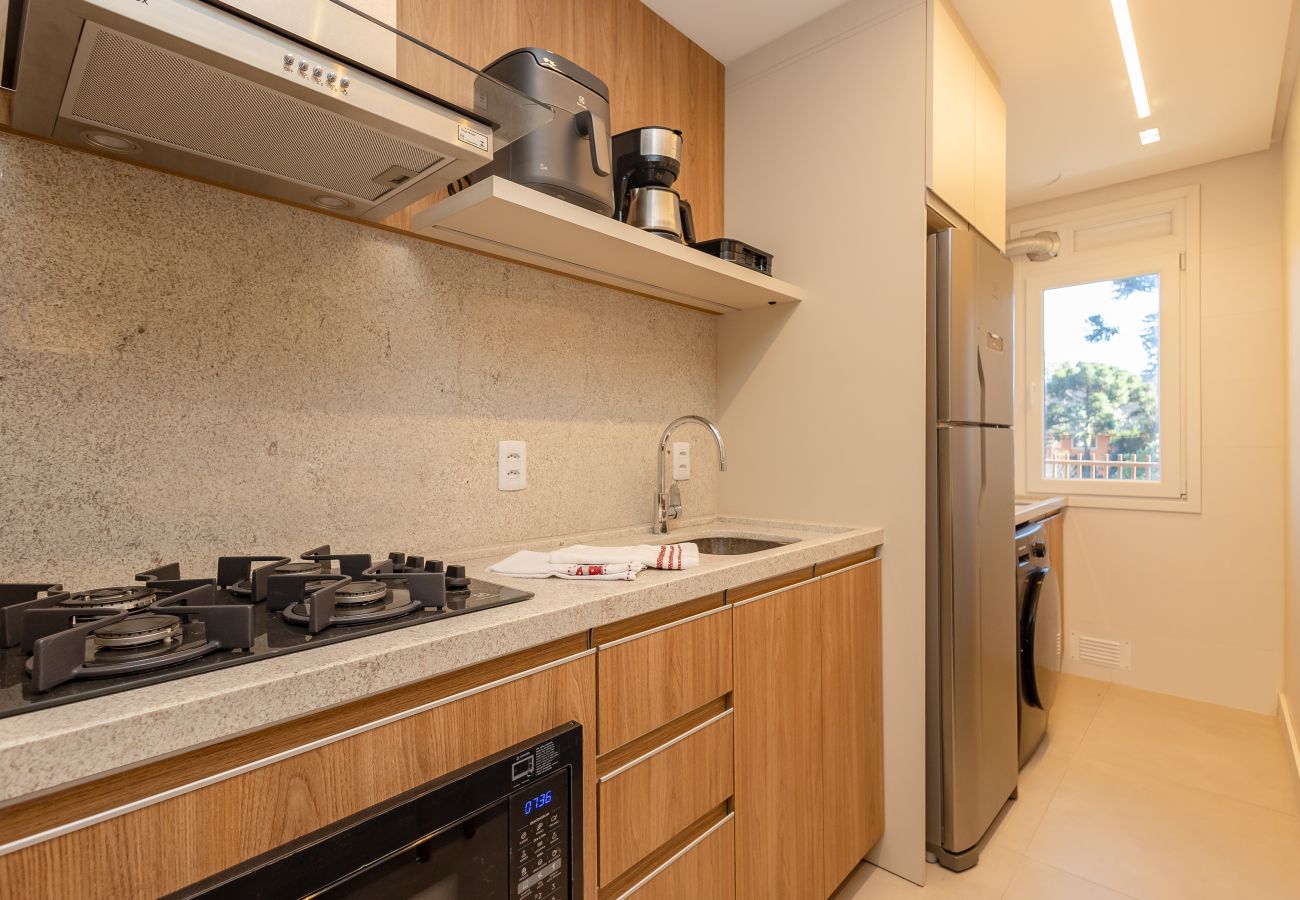 Apartamento em Gramado - NOVO! Ap 2D (1 suite e banho completo) no centro de Gramado!