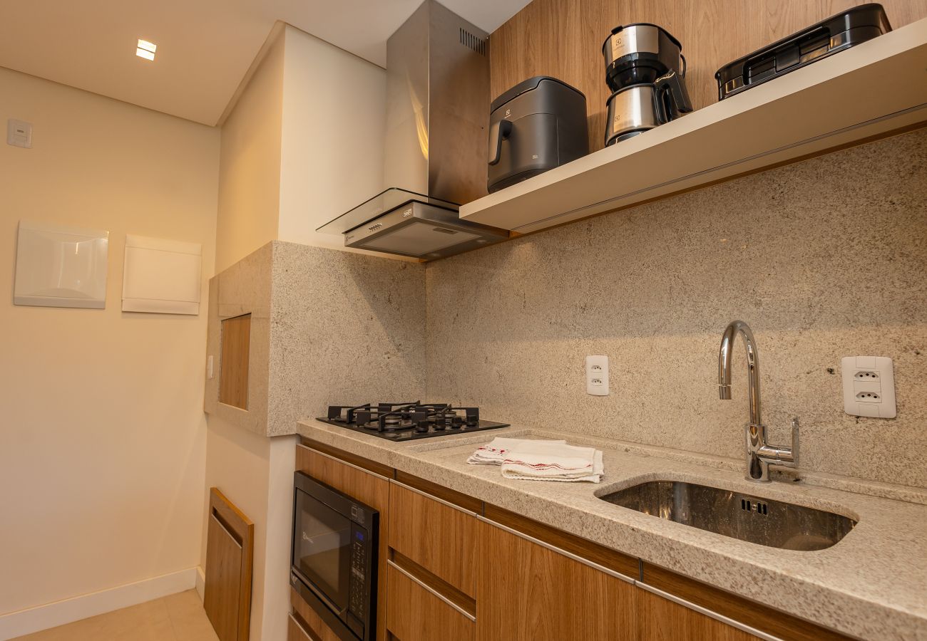 Apartamento em Gramado - NOVO! Ap 2D (1 suite e banho completo) no centro de Gramado!
