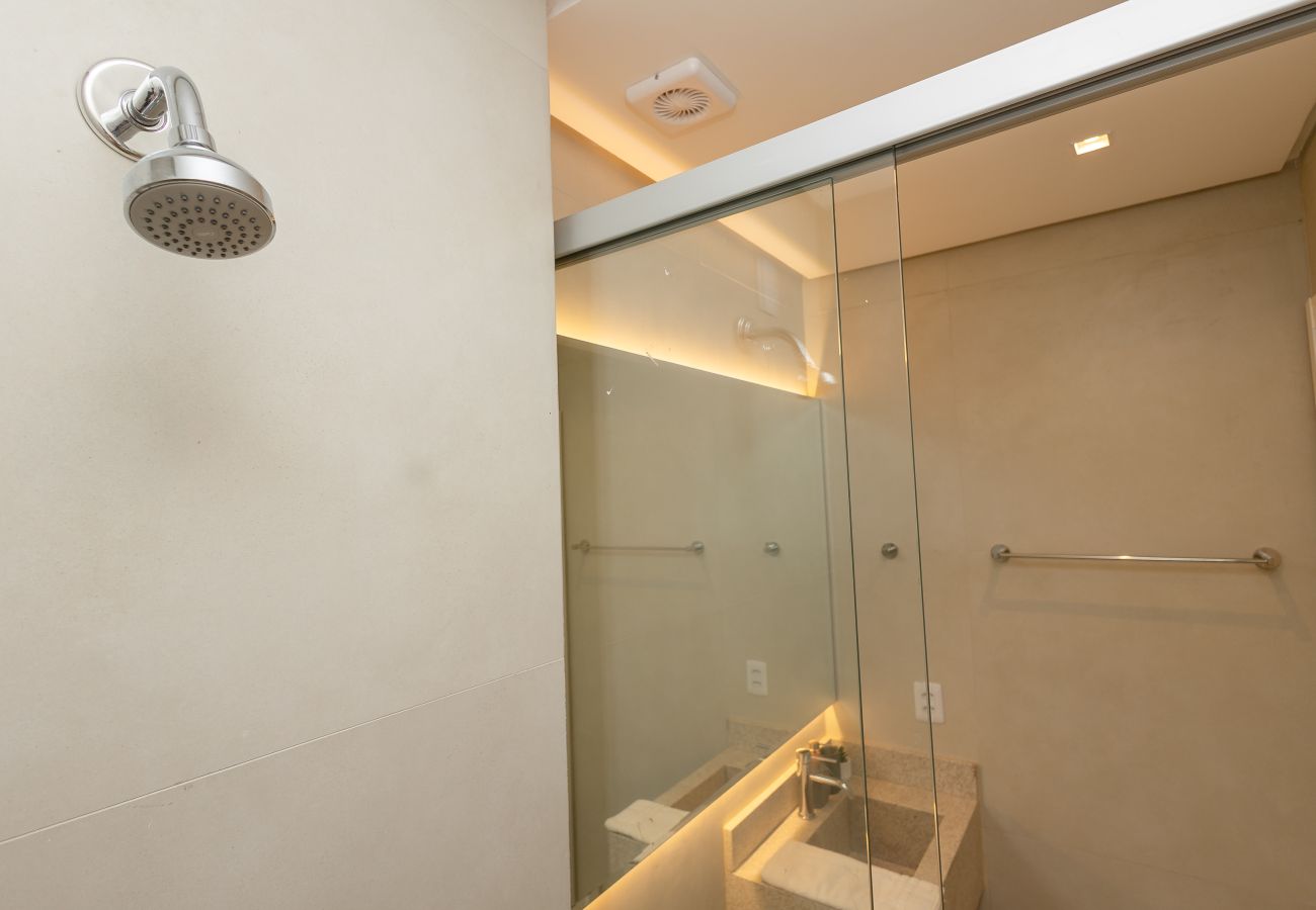 Apartamento em Gramado - NOVO! Ap 2D (1 suite e banho completo) no centro de Gramado!
