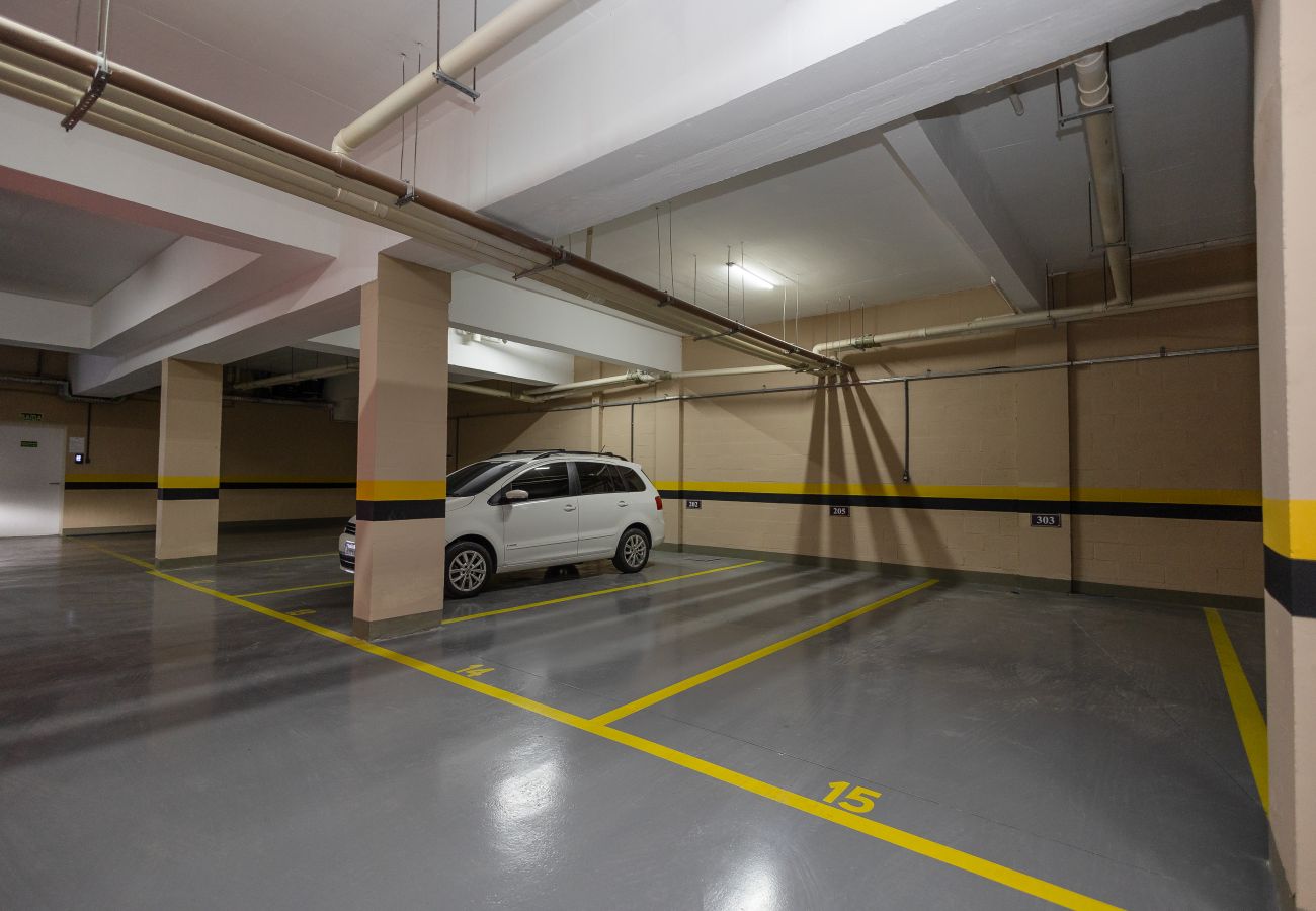 Apartamento em Gramado - NOVO! Ap 2D (1 suite e banho completo) no centro de Gramado!