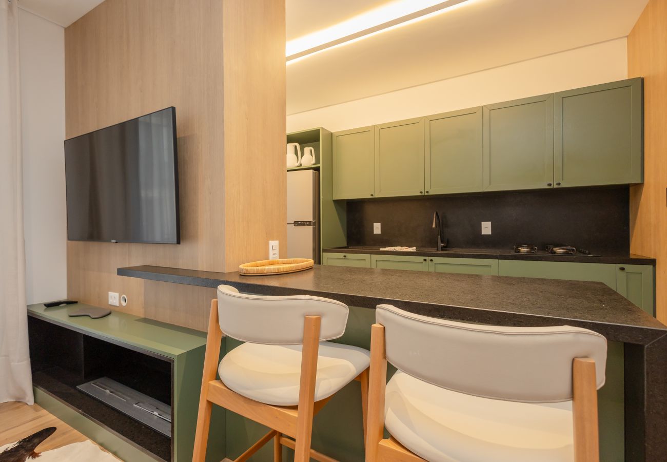 Apartamento em Gramado - NOVO! Apto 2 suítes a 400m da R Coberta!