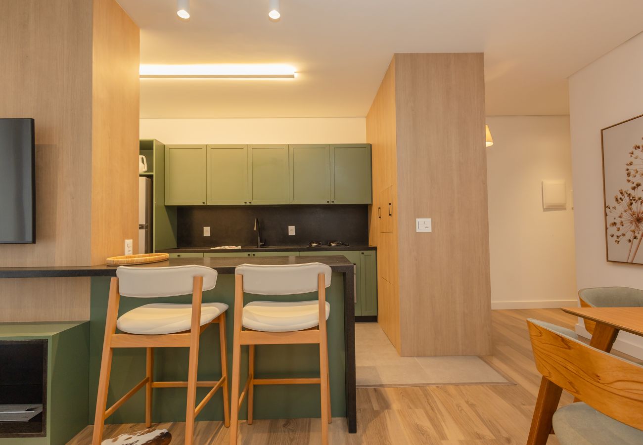 Apartamento em Gramado - NOVO! Apto 2 suítes a 400m da R Coberta!