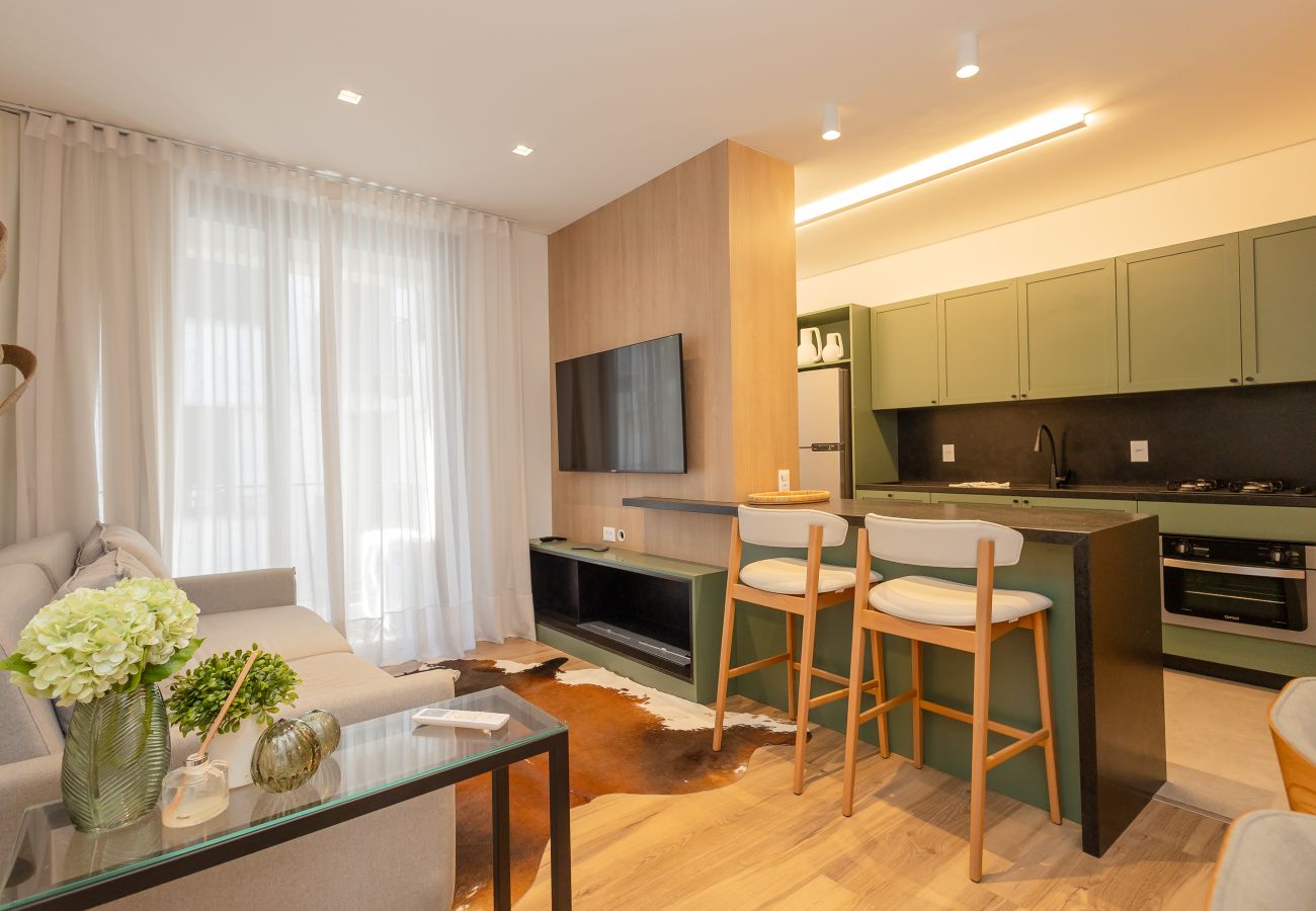 Apartamento em Gramado - NOVO! Apto 2 suítes a 400m da R Coberta!