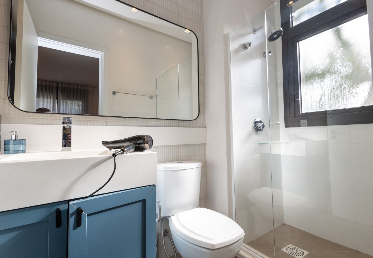 Apartamento em Gramado - NOVO! Apto 2 suítes a 400m da R Coberta!