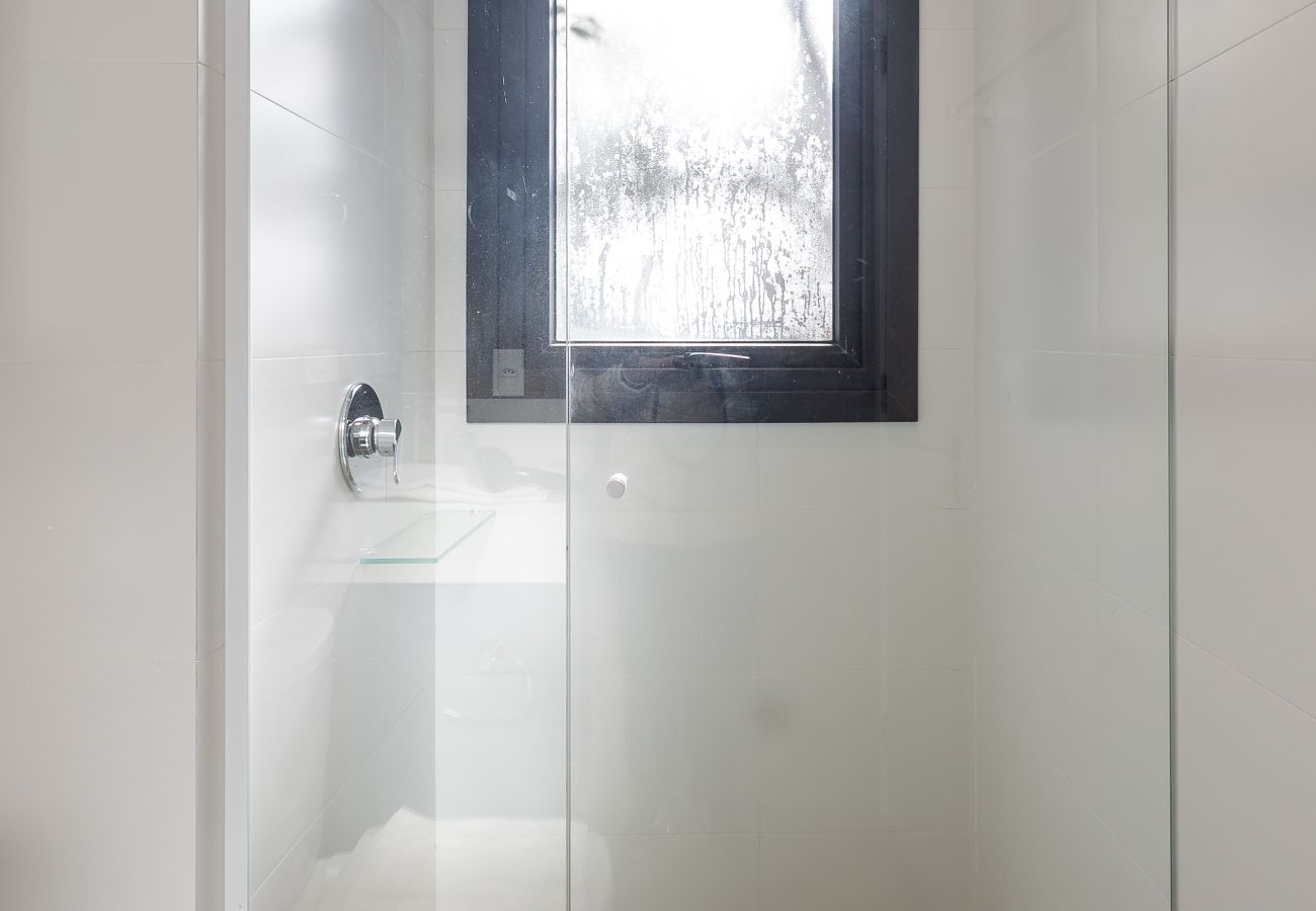 Apartamento em Gramado - NOVO! Apto 2 suítes a 400m da R Coberta!