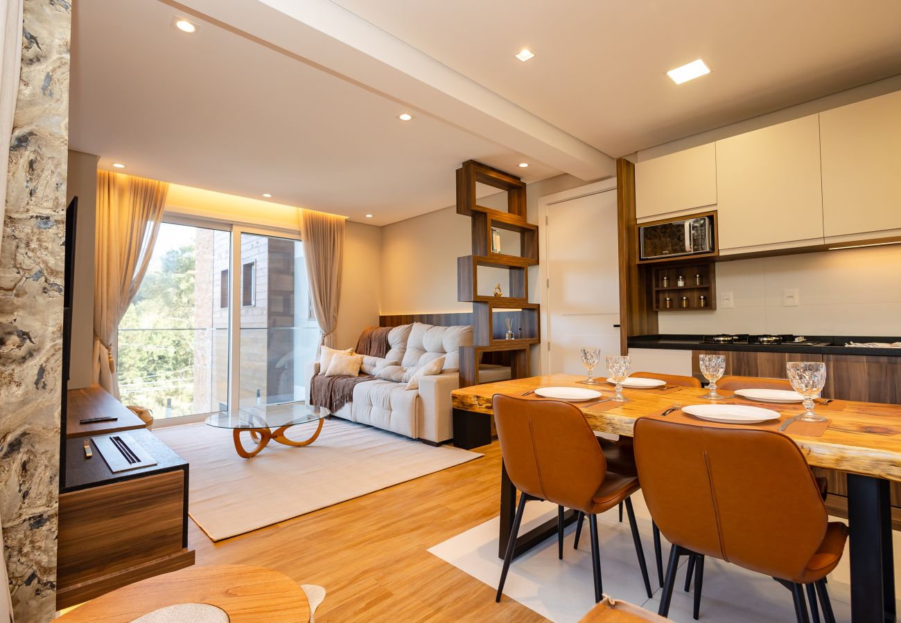 Apartamento em Gramado - ¡NOVO! Wine & Cinema! 1D dos sonhos, a 1,2km da R Coberta