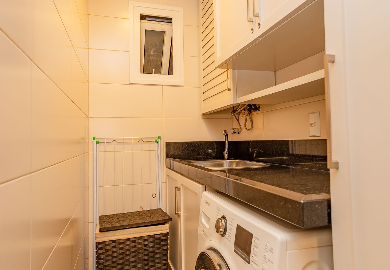 Apartamento em Gramado - ¡NOVO! Ap térreo 2D (1 suite) a 6 min da R Coberta