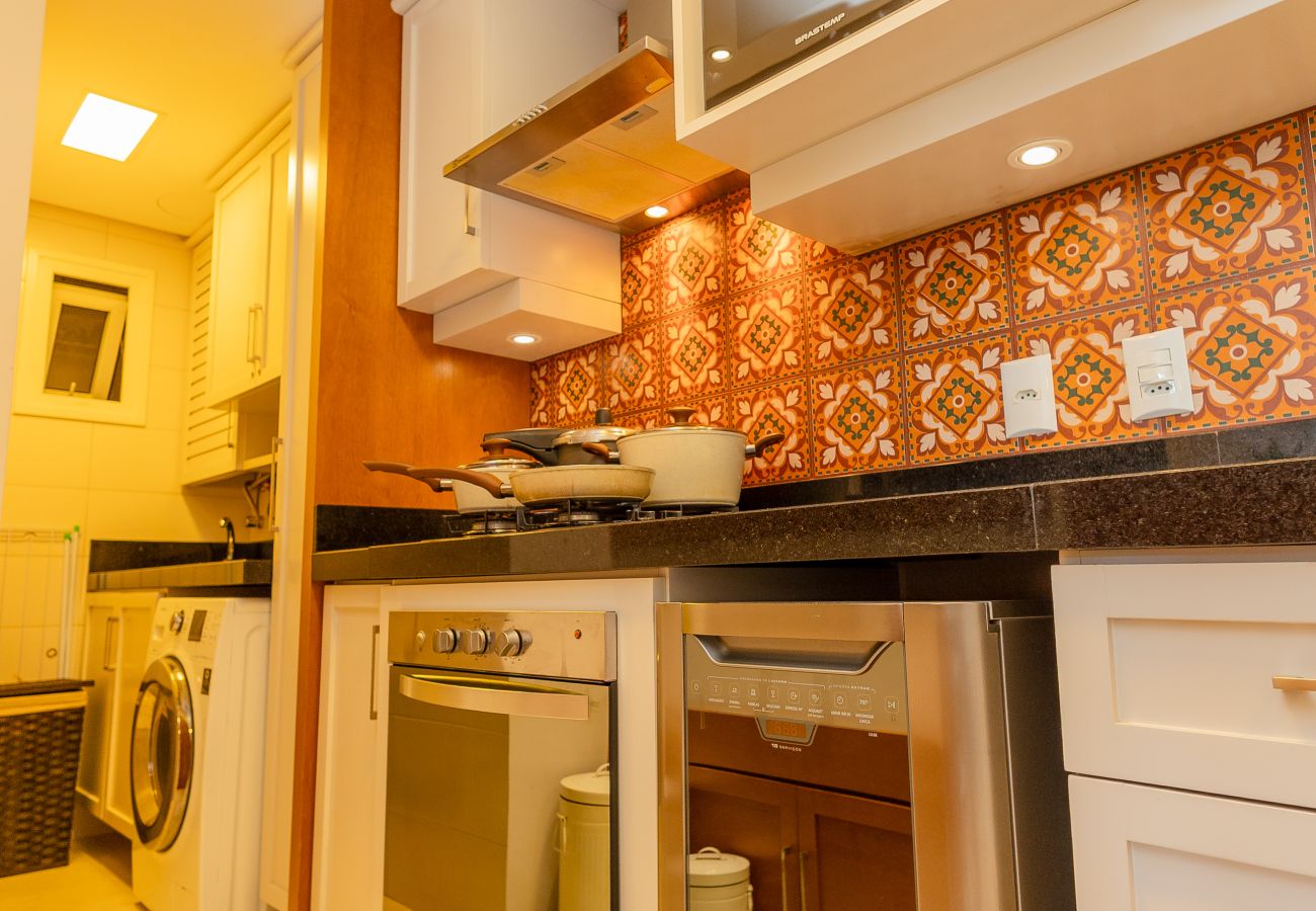 Apartamento em Gramado - ¡NOVO! Ap térreo 2D (1 suite) a 6 min da R Coberta