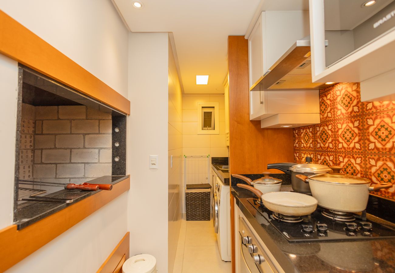 Apartamento em Gramado - ¡NOVO! Ap térreo 2D (1 suite) a 6 min da R Coberta