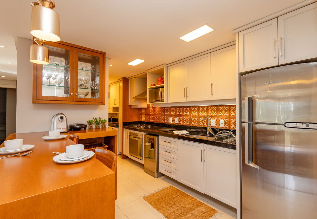 Apartamento em Gramado - ¡NOVO! Ap térreo 2D (1 suite) a 6 min da R Coberta