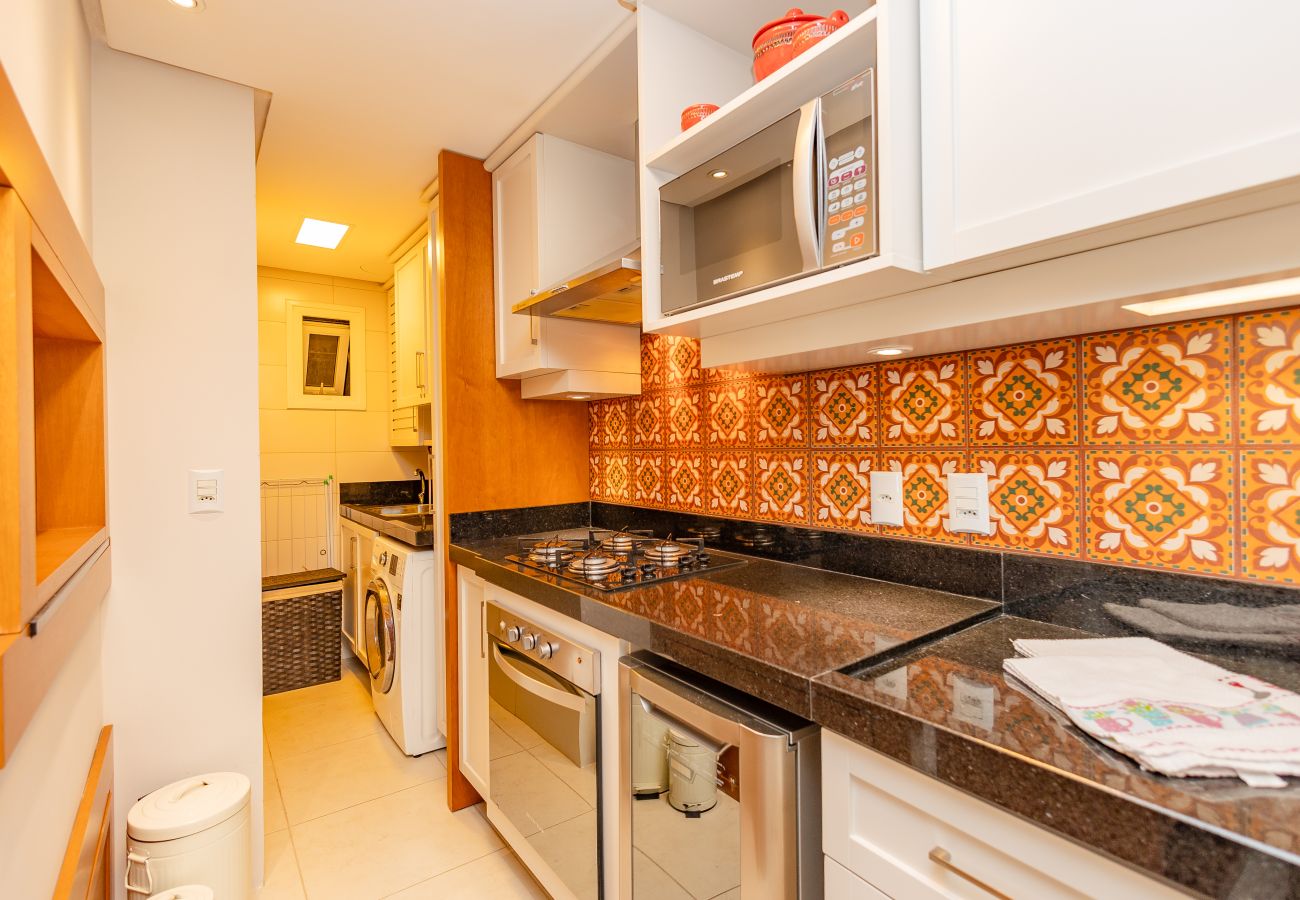 Apartamento em Gramado - ¡NOVO! Ap térreo 2D (1 suite) a 6 min da R Coberta