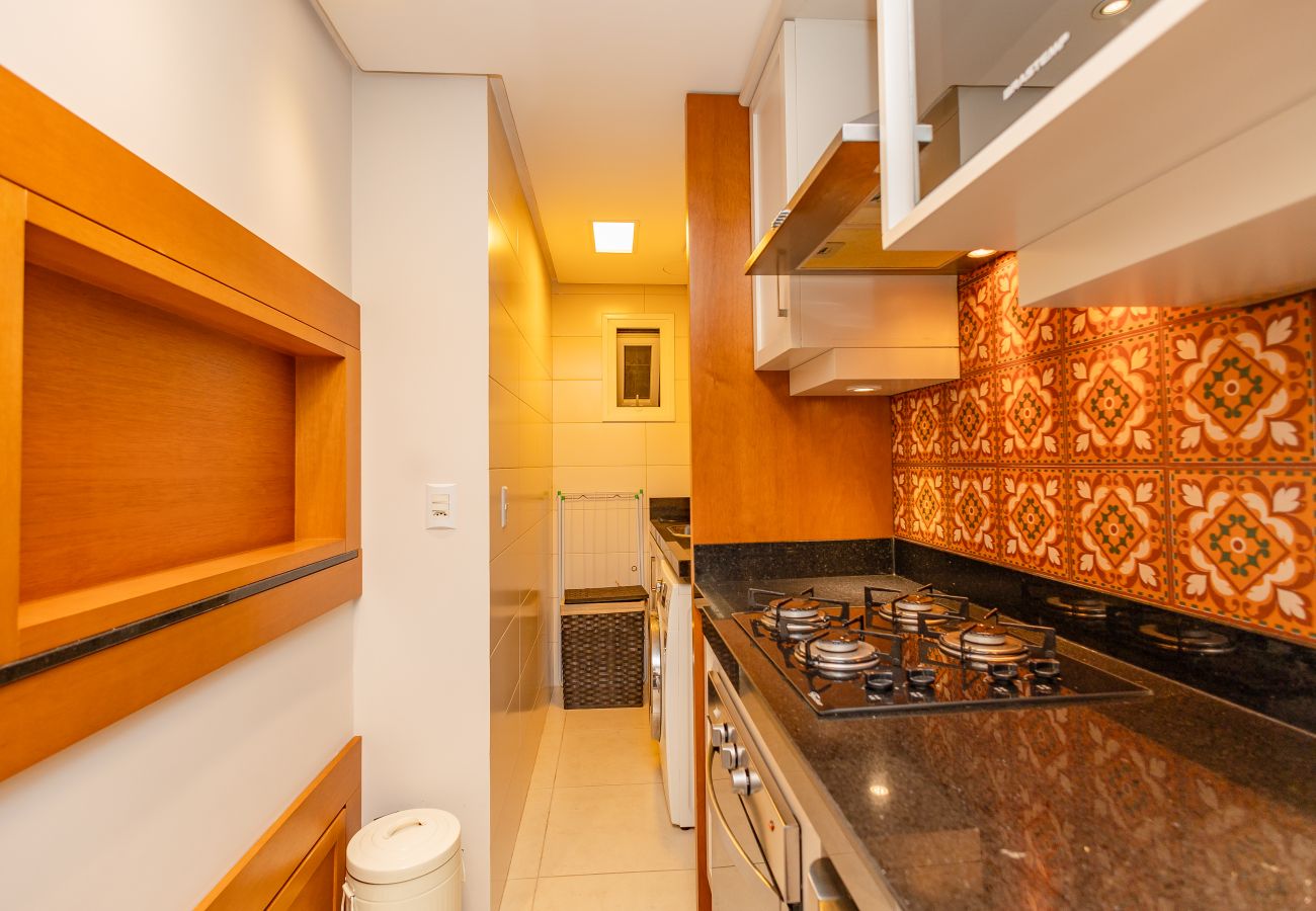 Apartamento em Gramado - ¡NOVO! Ap térreo 2D (1 suite) a 6 min da R Coberta