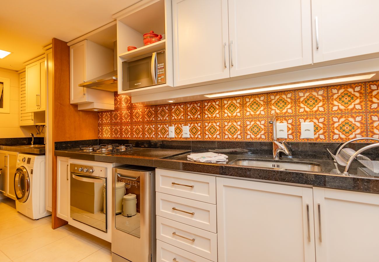 Apartamento em Gramado - ¡NOVO! Ap térreo 2D (1 suite) a 6 min da R Coberta