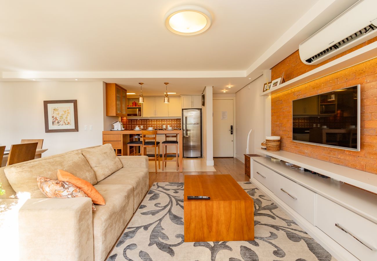 Apartamento em Gramado - ¡NOVO! Ap térreo 2D (1 suite) a 6 min da R Coberta