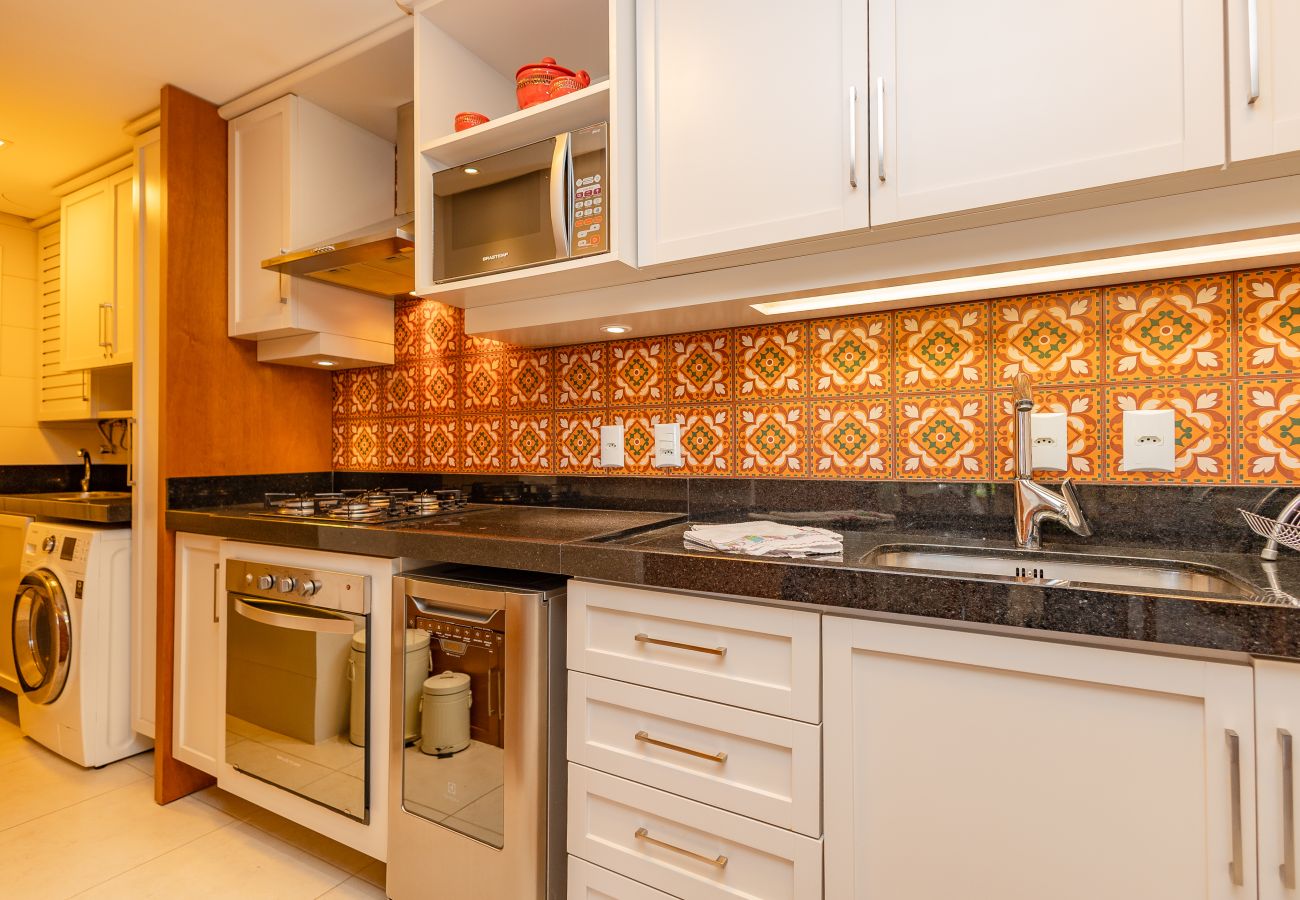 Apartamento em Gramado - ¡NOVO! Ap térreo 2D (1 suite) a 6 min da R Coberta