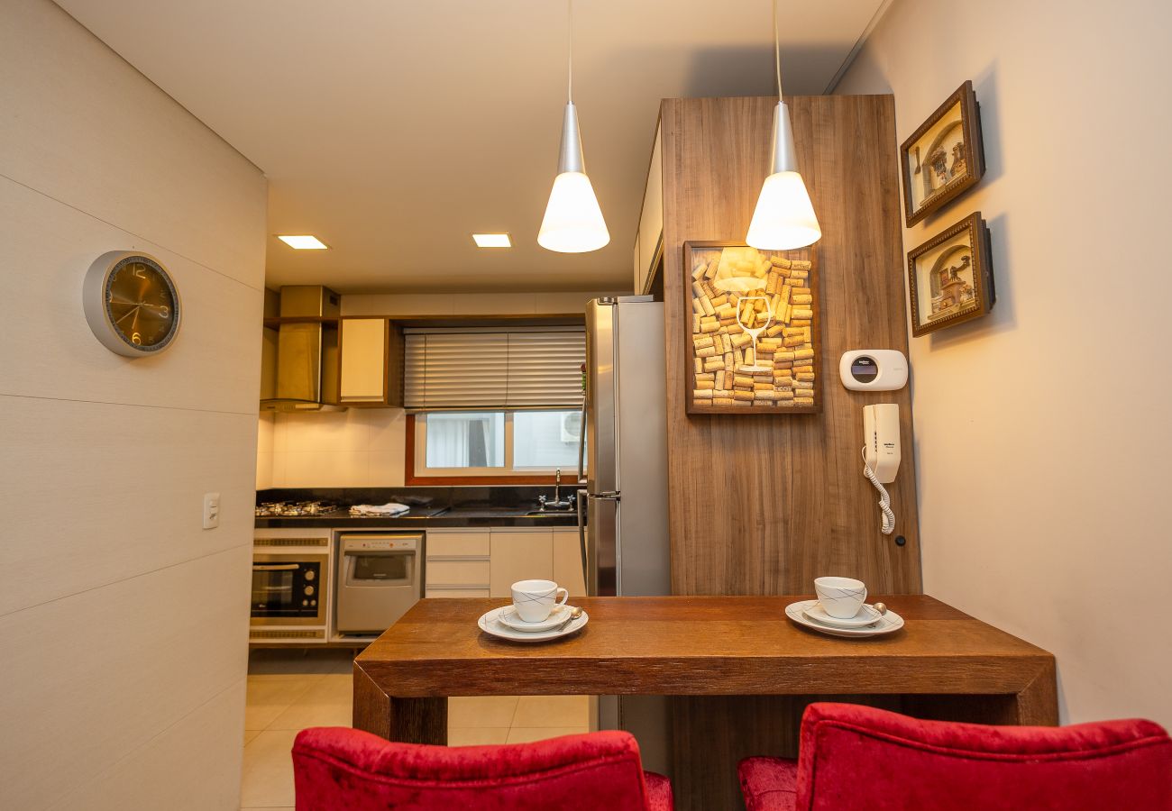 Apartamento em Gramado - NOVO! Ap 2Q com suite a 300m da R Coberta!