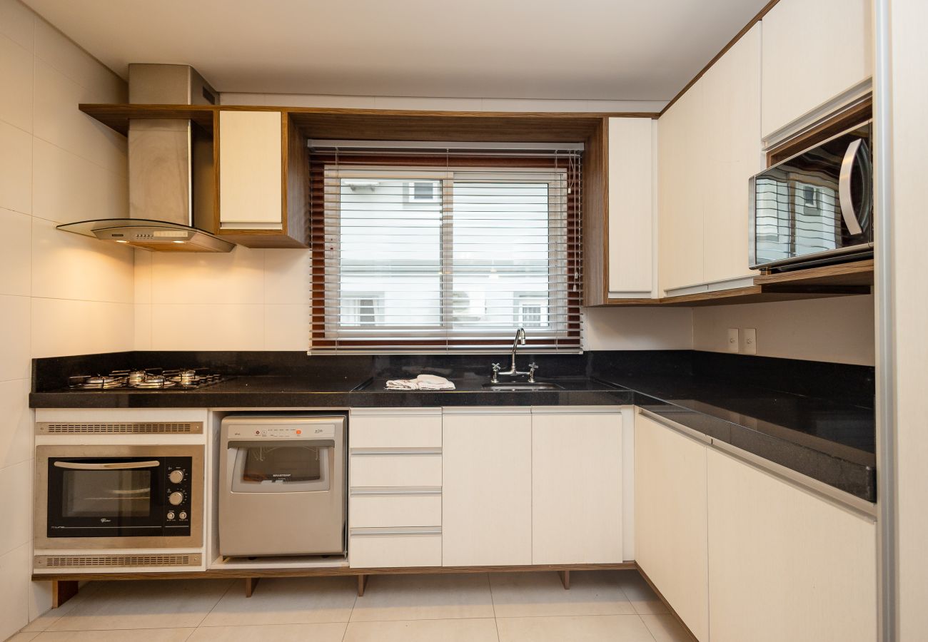 Apartamento em Gramado - NOVO! Ap 2Q com suite a 300m da R Coberta!