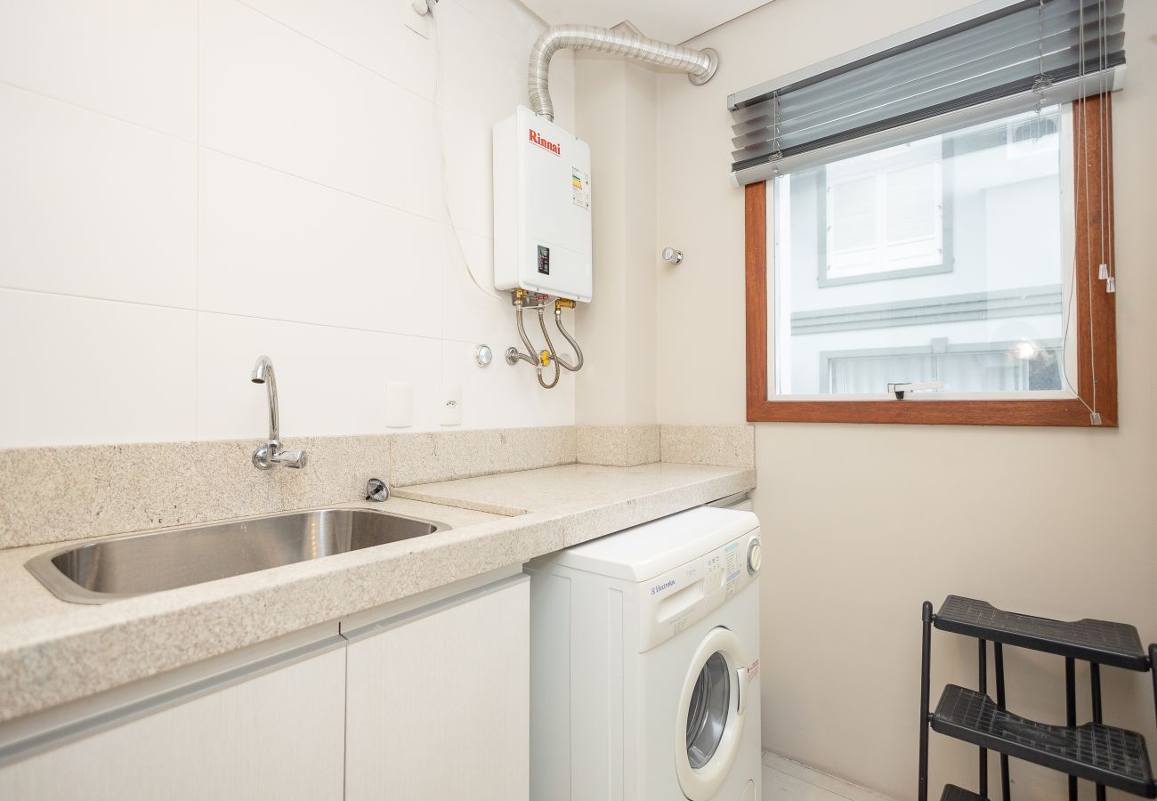 Apartamento em Gramado - NOVO! Ap 2Q com suite a 300m da R Coberta!