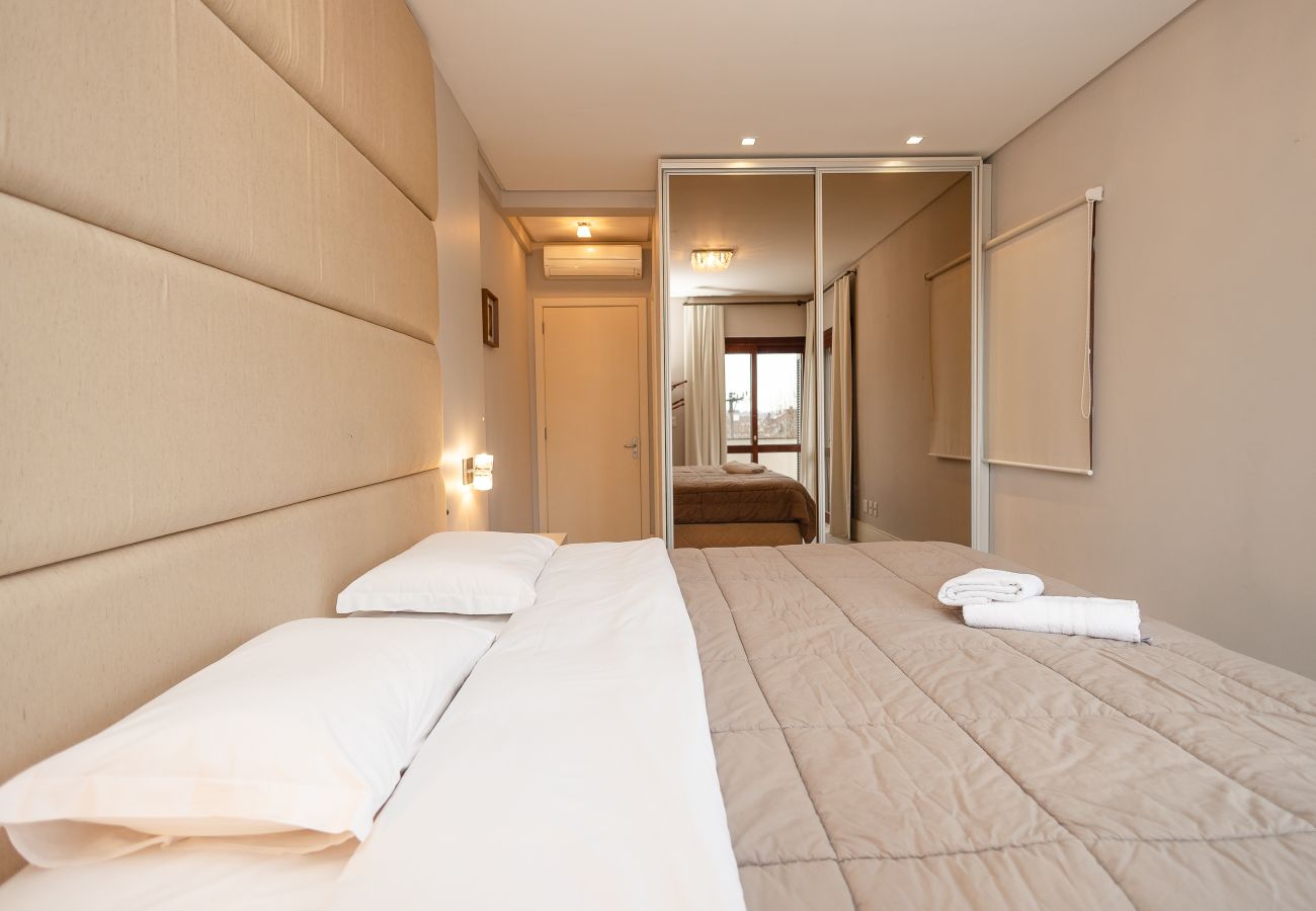 Apartamento em Gramado - NOVO! Ap 2Q com suite a 300m da R Coberta!