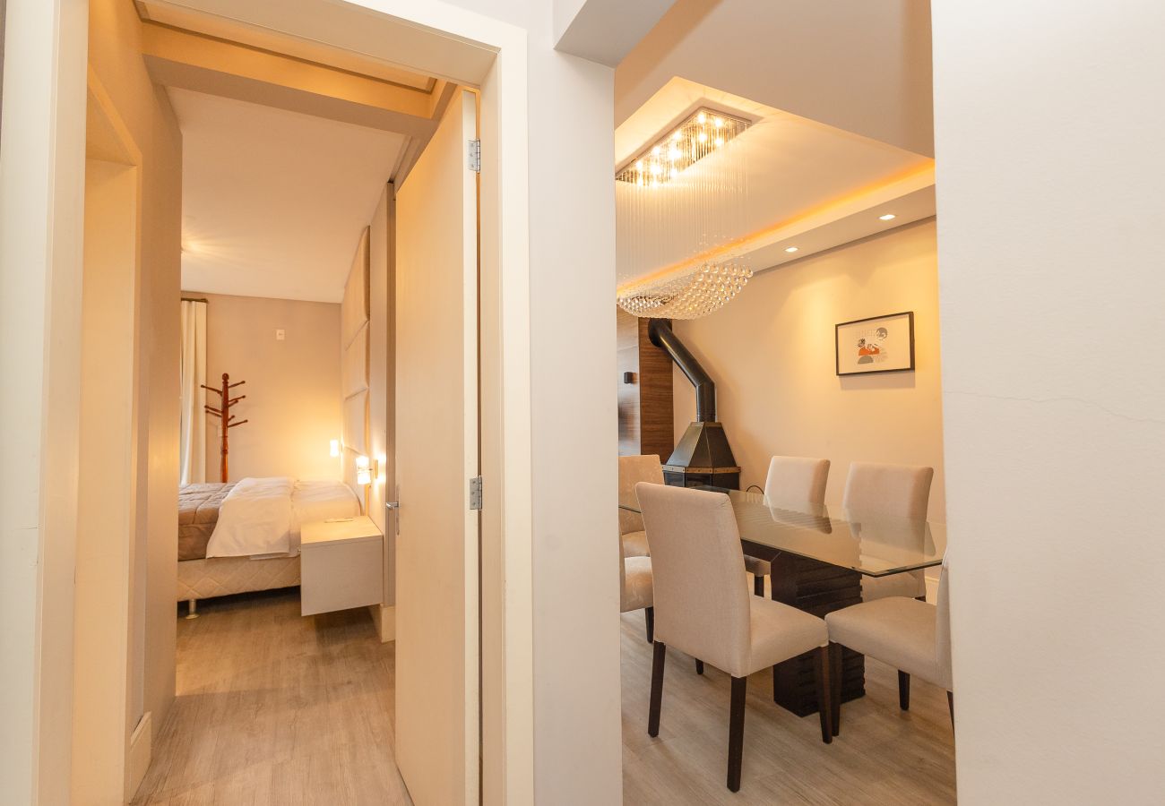 Apartamento em Gramado - NOVO! Ap 2Q com suite a 300m da R Coberta!