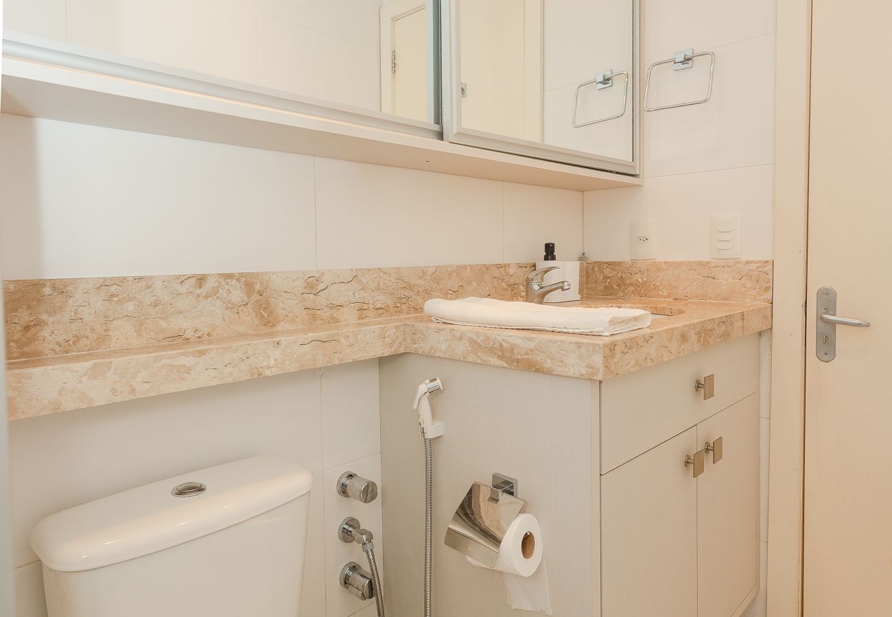 Apartamento em Gramado - NOVO! Ap 2Q com suite a 300m da R Coberta!