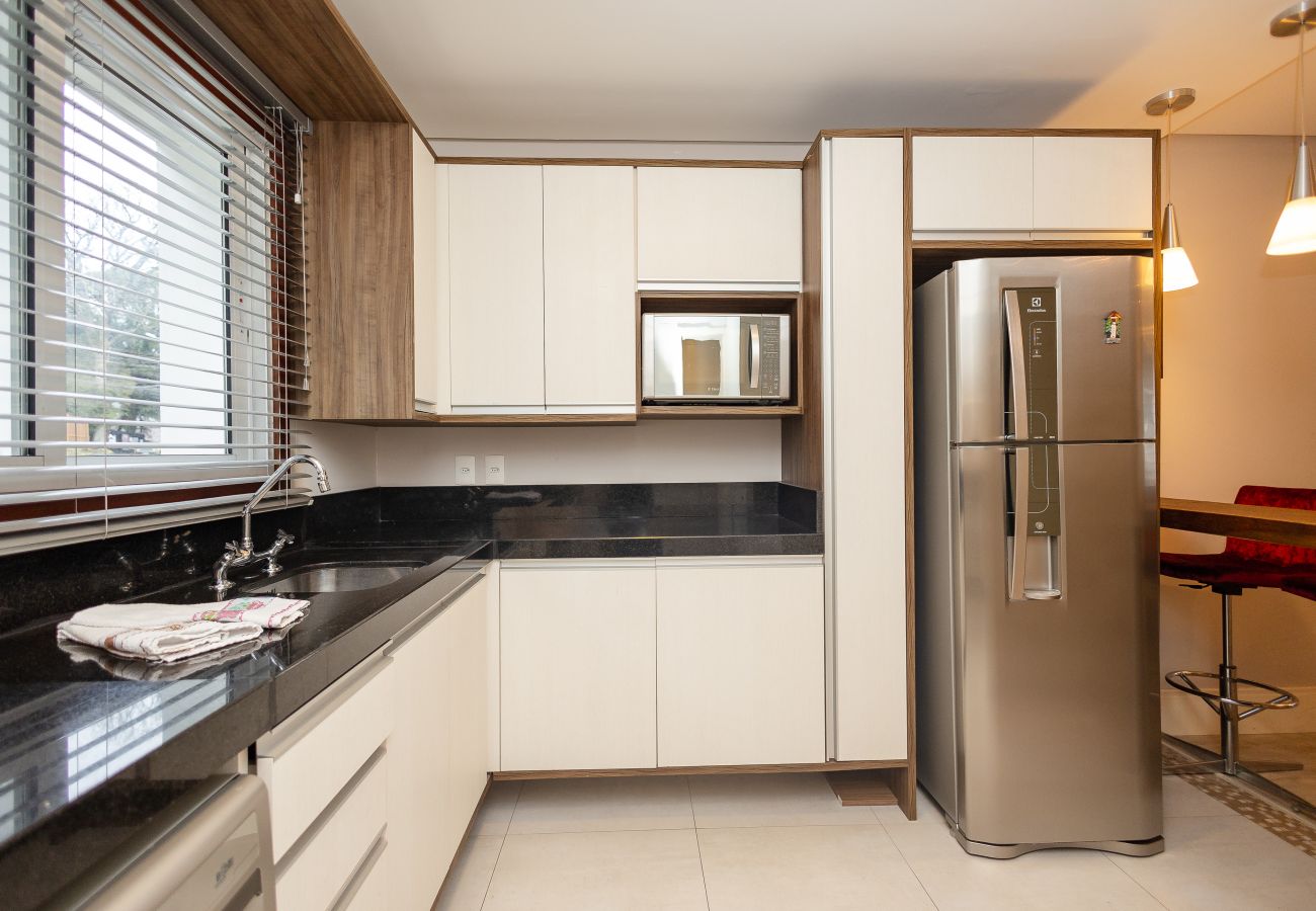 Apartamento em Gramado - NOVO! Ap 2Q com suite a 300m da R Coberta!