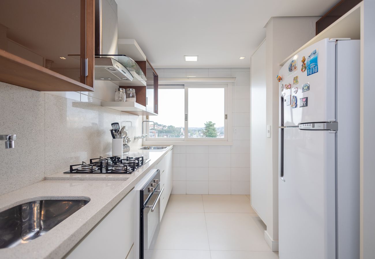 Apartamento em Gramado - Faça Tudo a Pé! 150m Rua Coberta | 2 Suítes