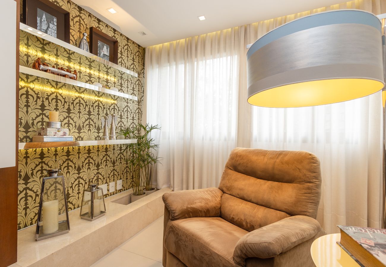 Apartamento em Gramado - Faça Tudo a Pé! 150m Rua Coberta | 2 Suítes