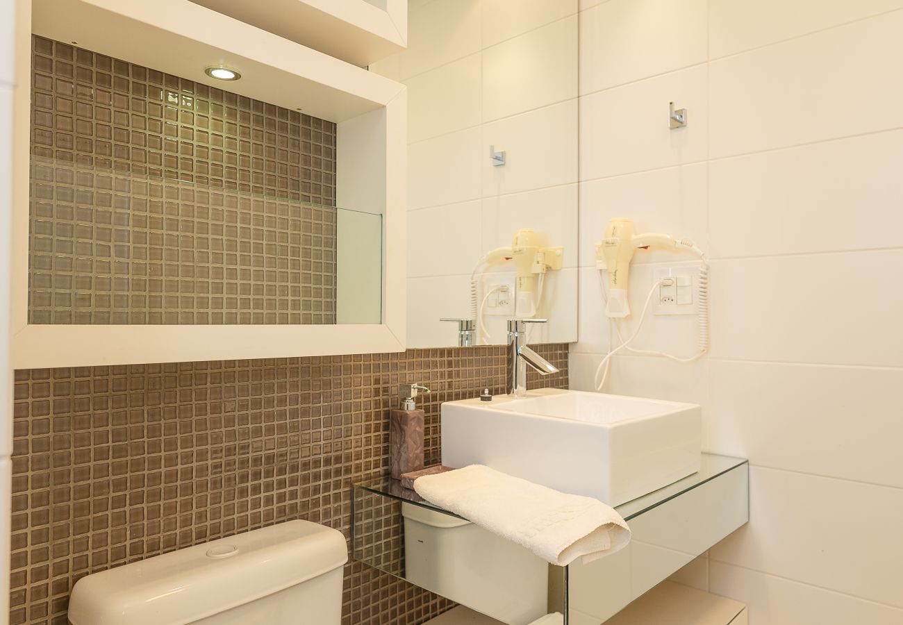 Apartamento em Gramado - Faça Tudo a Pé! 150m Rua Coberta | 2 Suítes