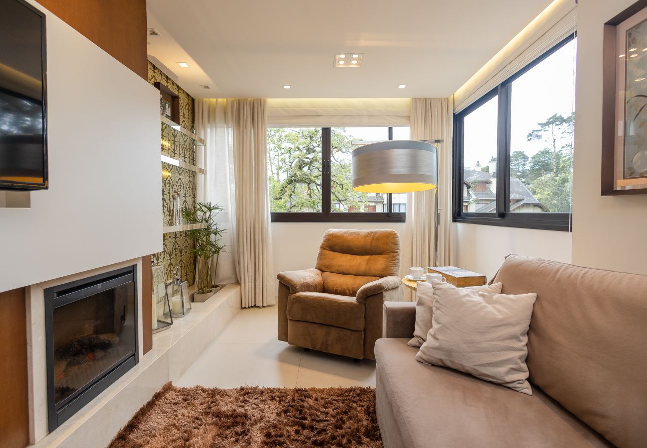 Apartamento em Gramado - Faça Tudo a Pé! 150m Rua Coberta | 2 Suítes