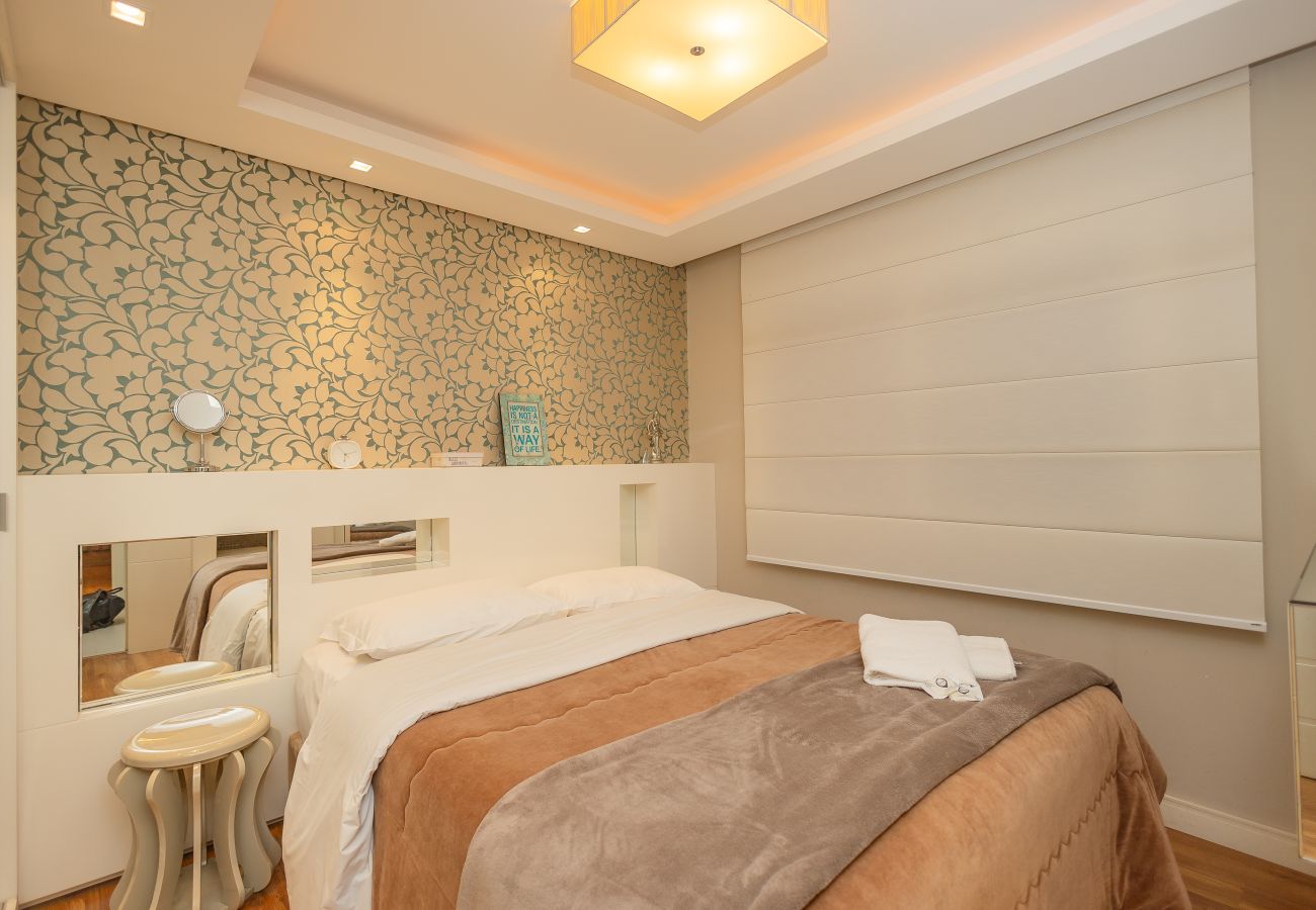 Apartamento em Gramado - Faça Tudo a Pé! 150m Rua Coberta | 2 Suítes