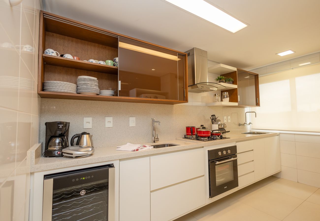 Apartamento em Gramado - Faça Tudo a Pé! 150m Rua Coberta | 2 Suítes