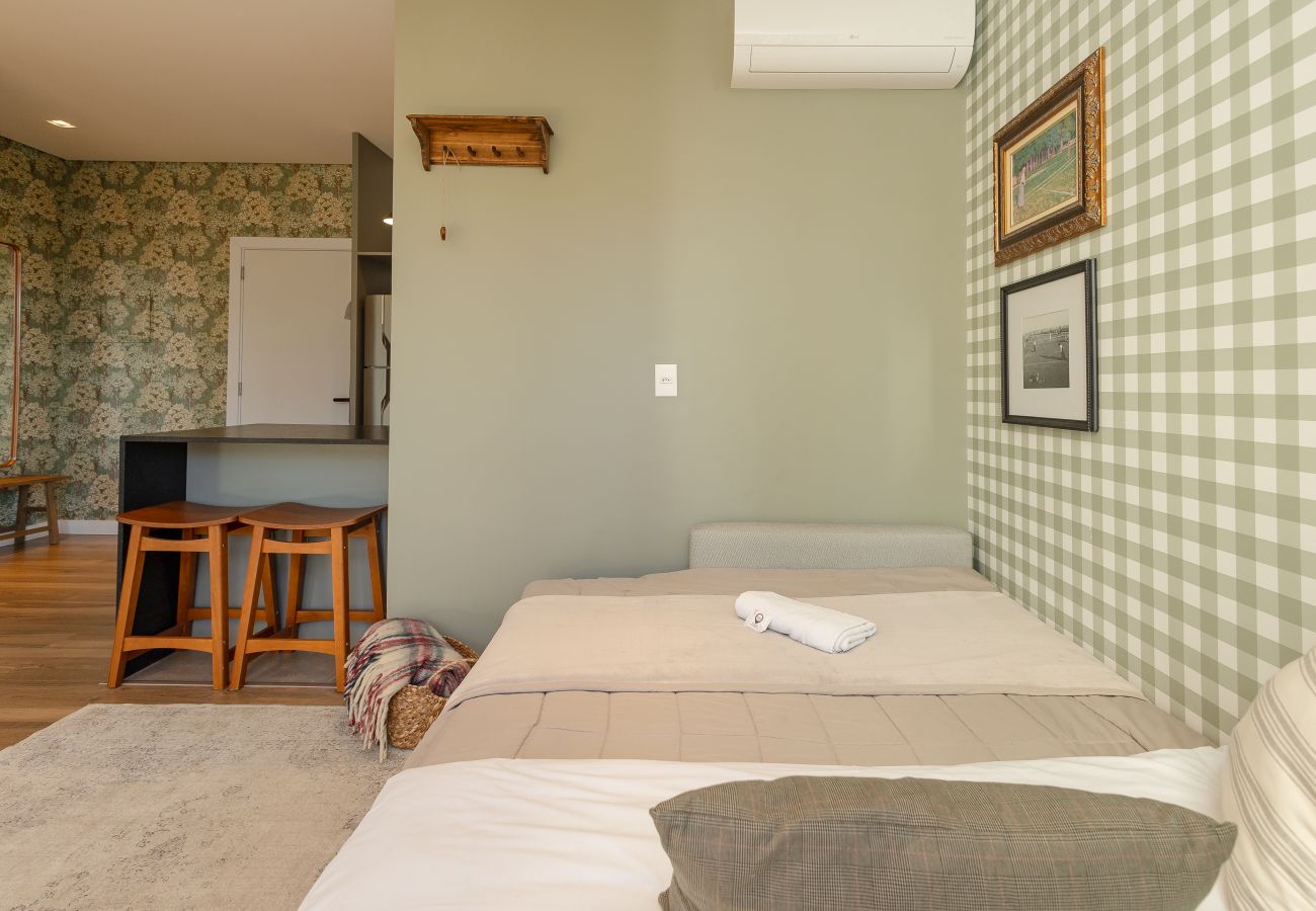 Apartamento em Gramado - 2 Apês Conectados | 100m Rua Torta | P/ 8 Pessoas