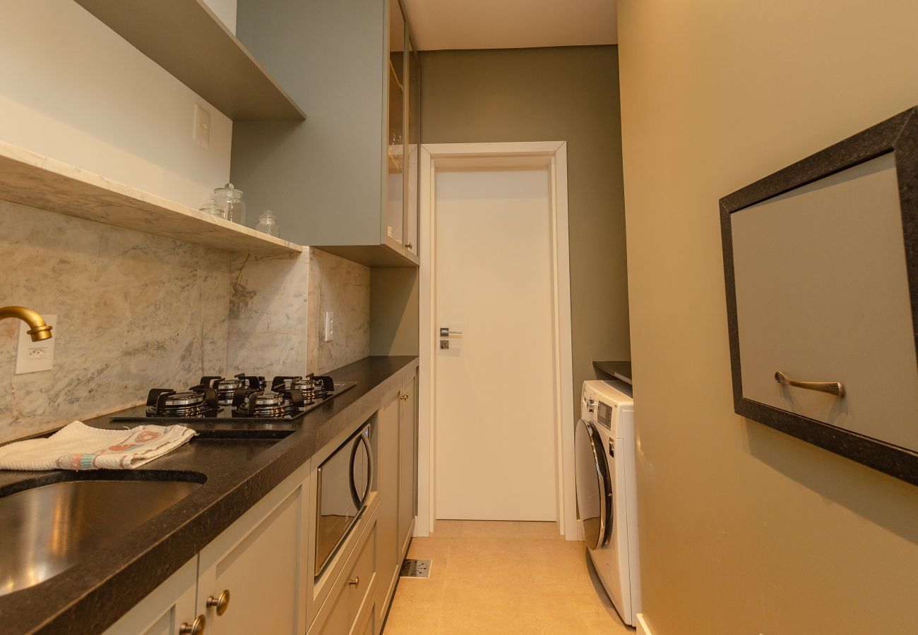 Apartamento em Gramado - 2 Apês Conectados | 100m Rua Torta | P/ 8 Pessoas