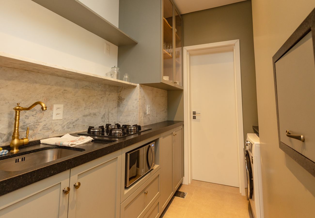 Apartamento em Gramado - 2 Apês Conectados | 100m Rua Torta | P/ 8 Pessoas