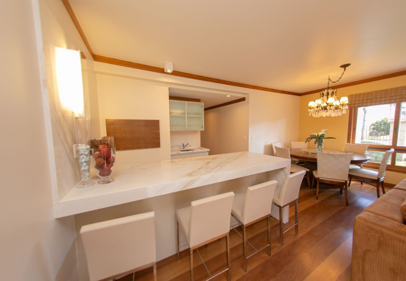 Apartamento em Gramado - Apartamento na Av Central REF 541161