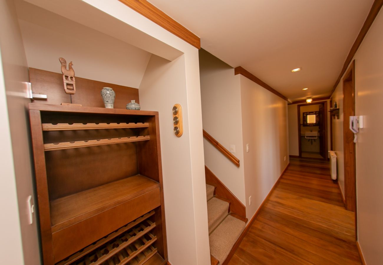 Apartamento em Gramado - Apartamento na Av Central REF 541161