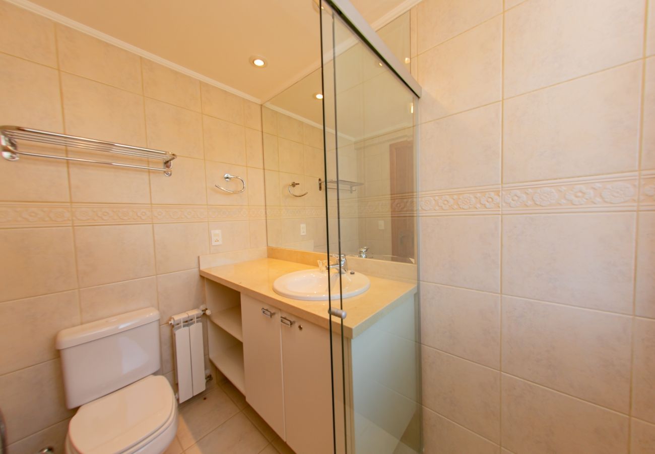 Apartamento em Gramado - Apartamento na Av Central REF 541161