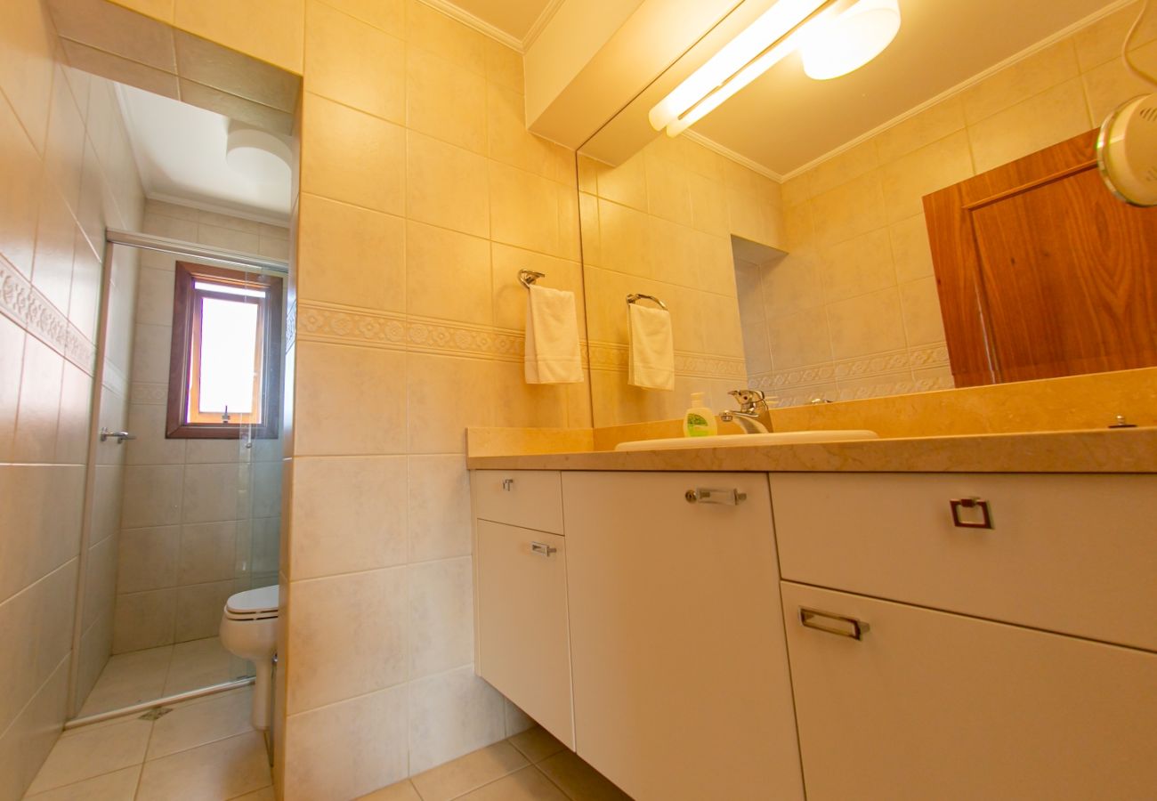 Apartamento em Gramado - Apartamento na Av Central REF 541161