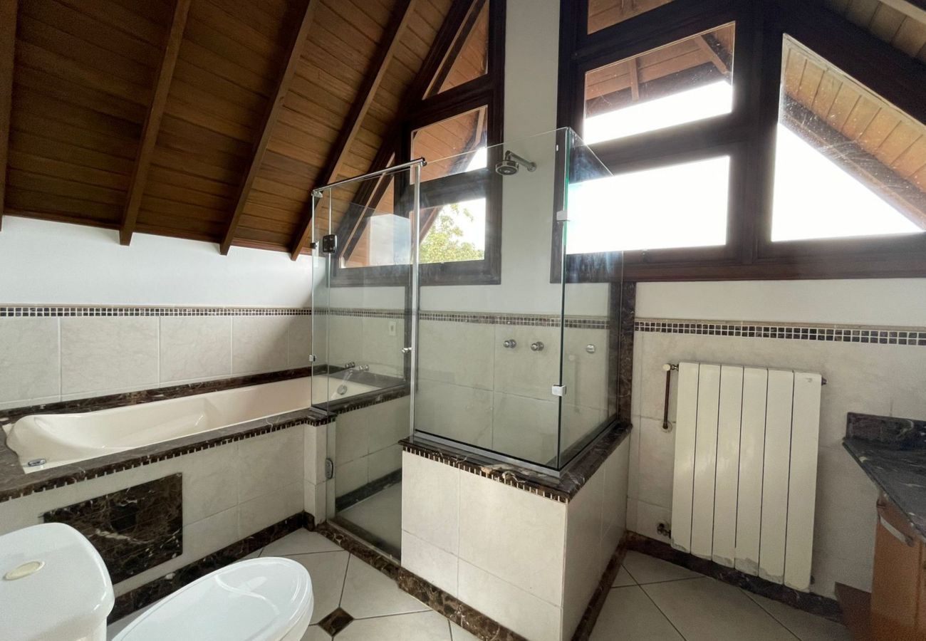 Apartamento em Gramado - Apto Monte Belo REF 547330