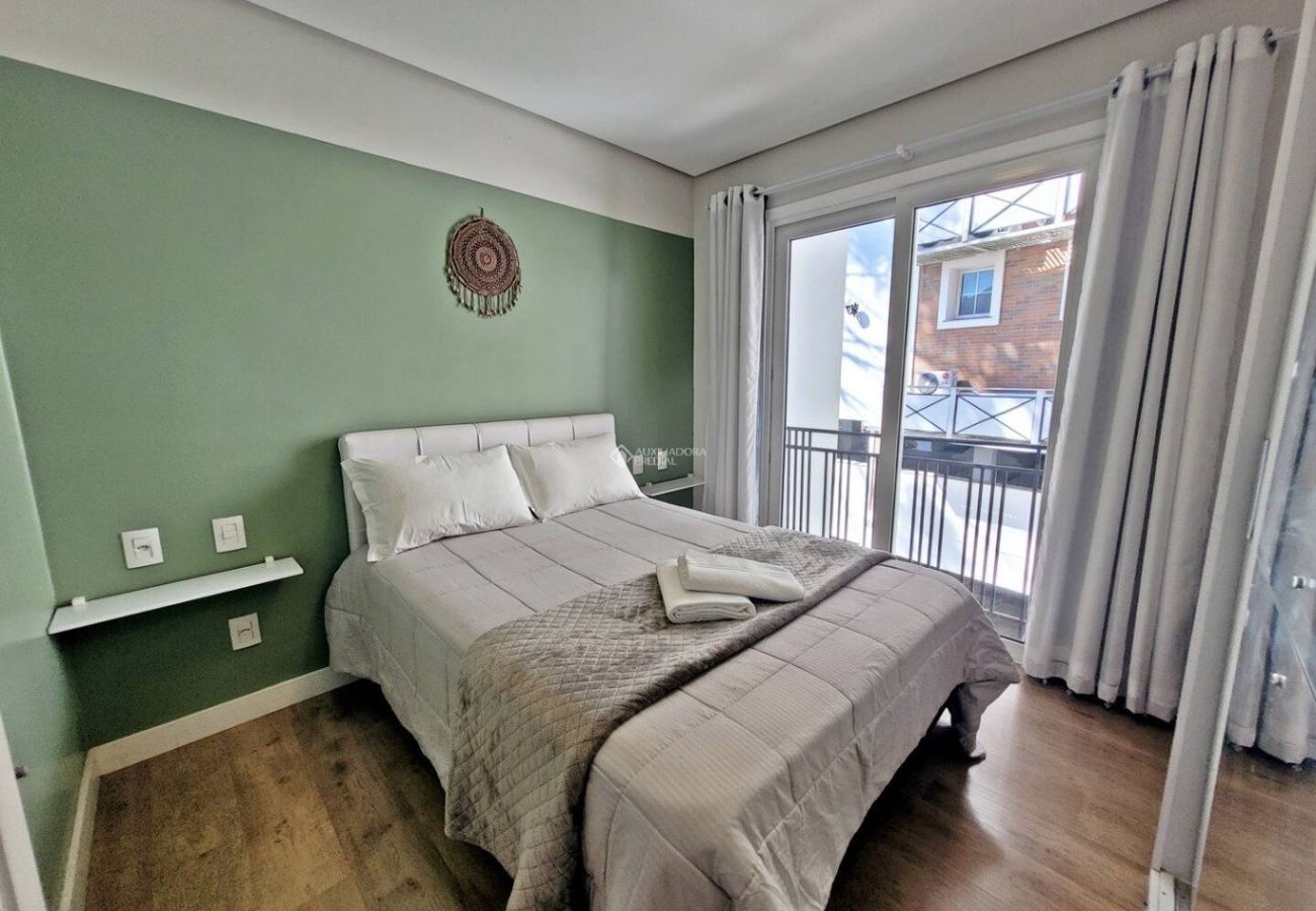 Apartamento em Gramado - Apto Loft One REF 557818