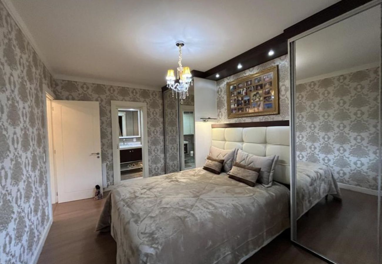 Apartamento em Gramado - Apto Oviedo REF 547159