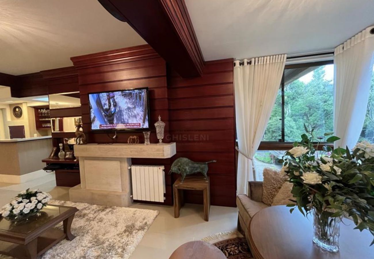 Apartamento em Gramado - Apto Oviedo REF 547159