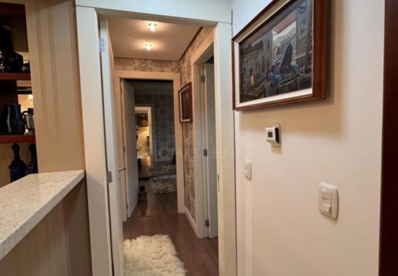 Apartamento em Gramado - Apto Oviedo REF 547159