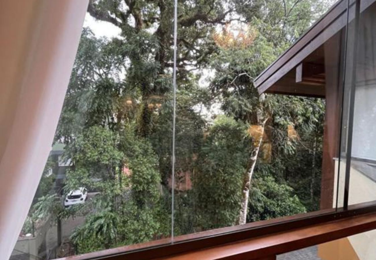 Apartamento em Gramado - Apto Oviedo REF 547159